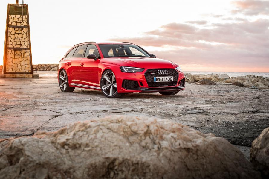  Audi RS4 Avant (B9) 2017 года  (WW) (фото 49 из 57)